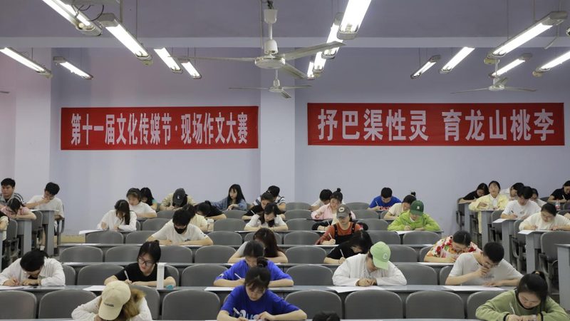品牌设计价格解析：揭秘影响品牌设计费用的关键因素